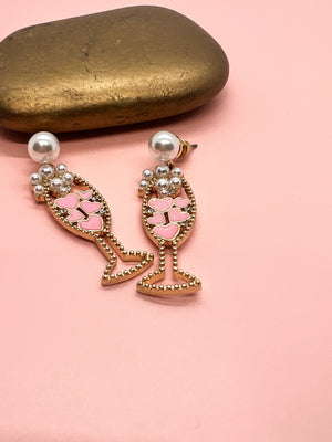 
            
                Load image into Gallery viewer, Champagne Hearts Earrings
            
        